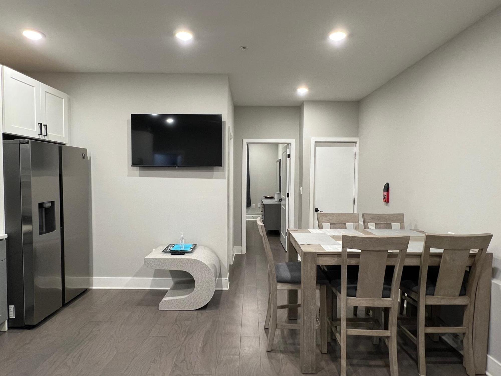 Apartamento Charming 3Br 2Ba With Private Patio Filadelfia Exterior foto
