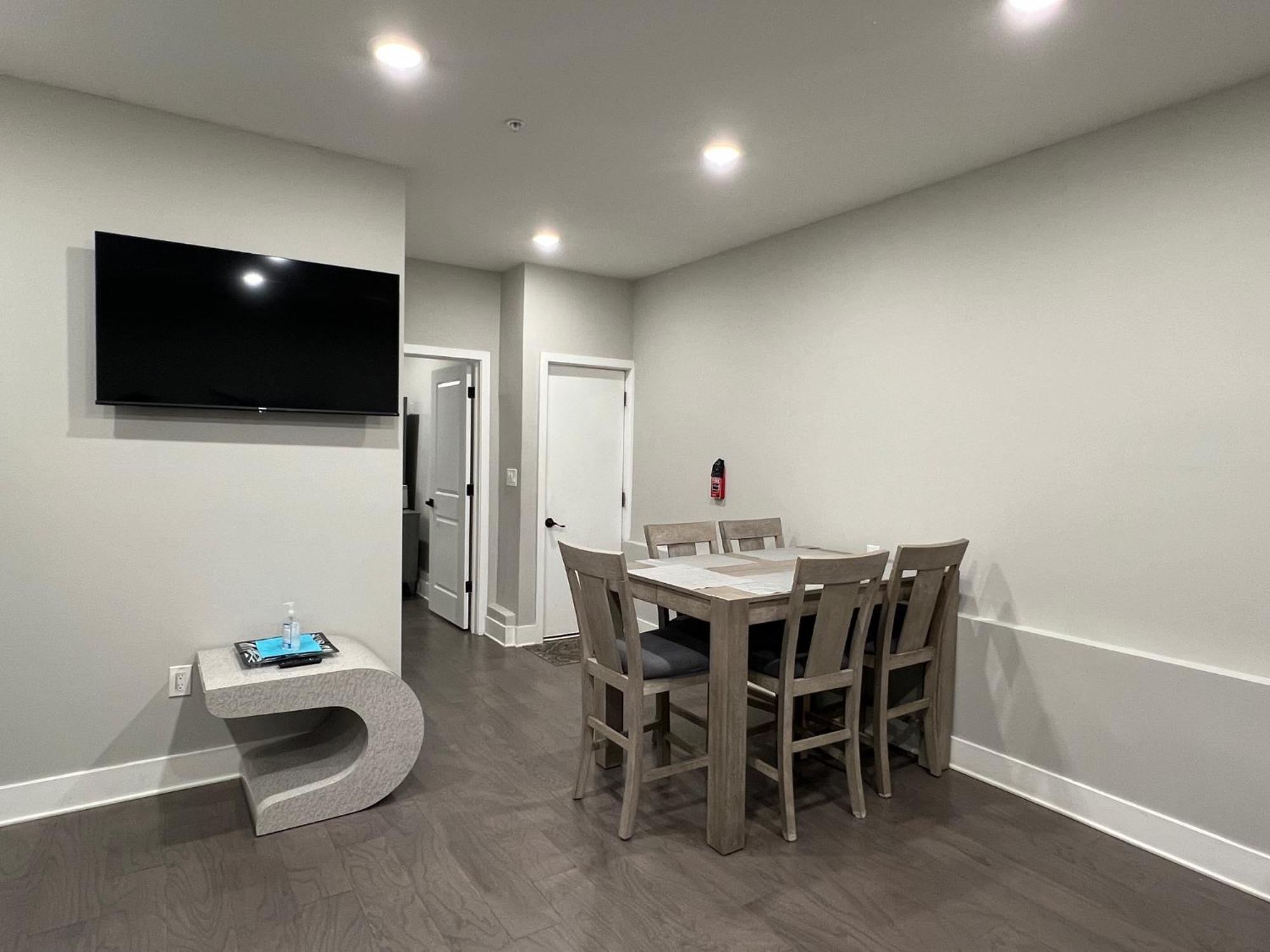 Apartamento Charming 3Br 2Ba With Private Patio Filadelfia Exterior foto